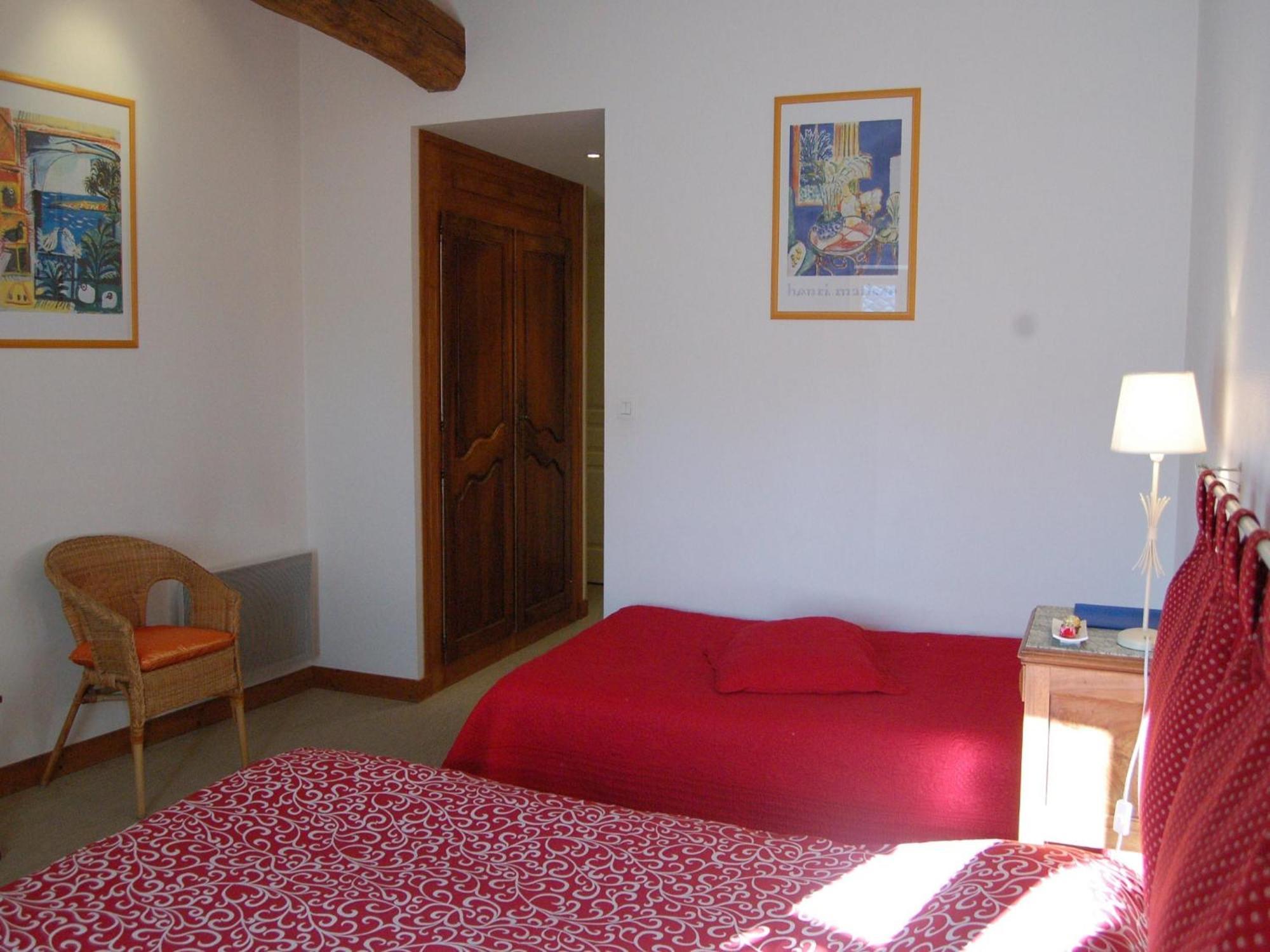 Hotel Du Donjon Aulnay  Rom bilde