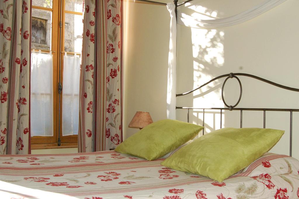 Hotel Du Donjon Aulnay  Rom bilde