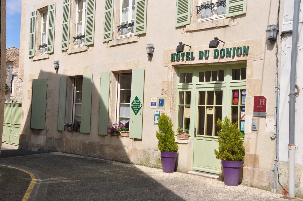 Hotel Du Donjon Aulnay  Eksteriør bilde