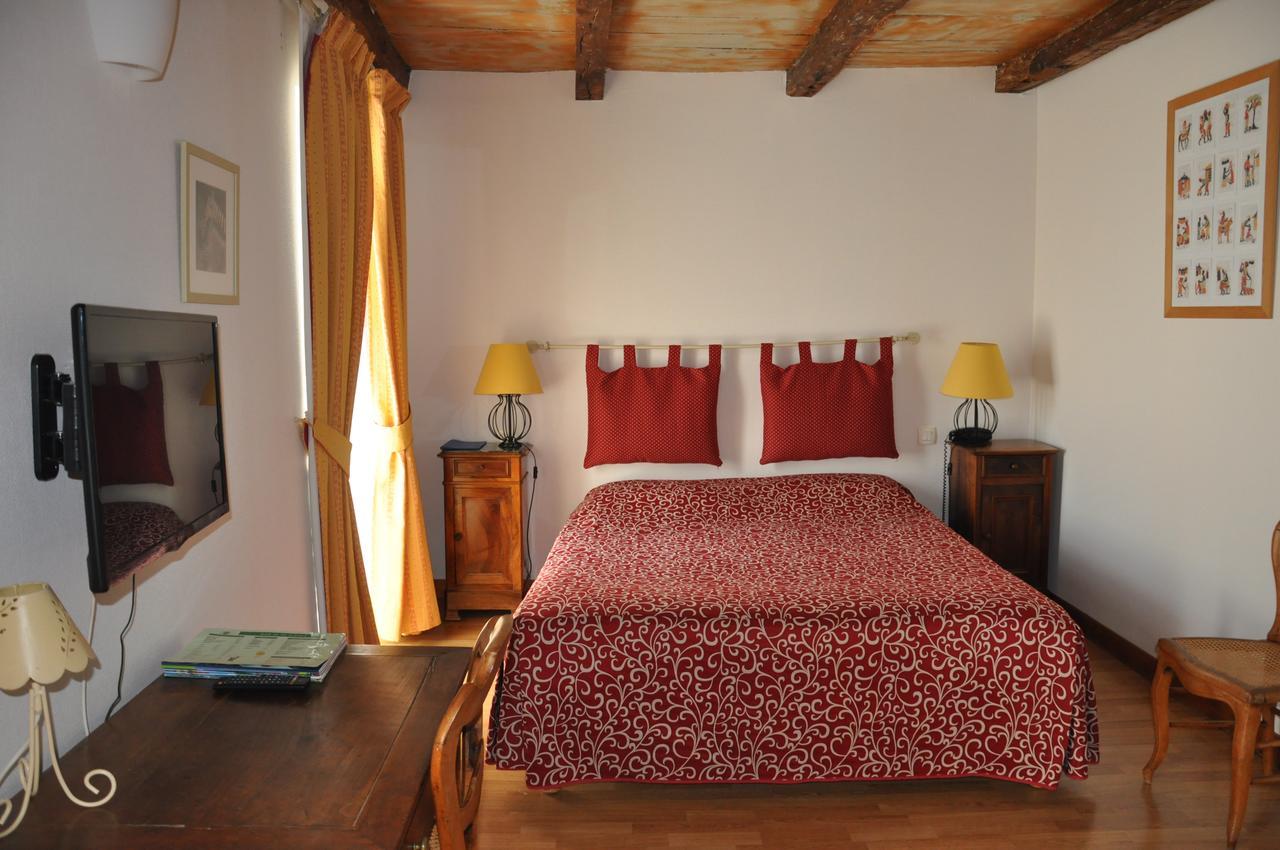 Hotel Du Donjon Aulnay  Eksteriør bilde