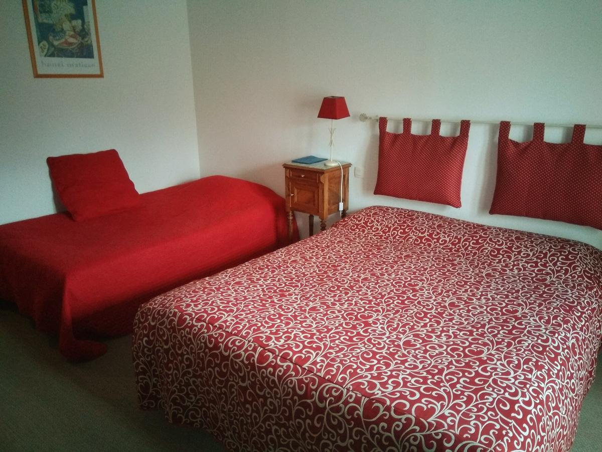 Hotel Du Donjon Aulnay  Eksteriør bilde