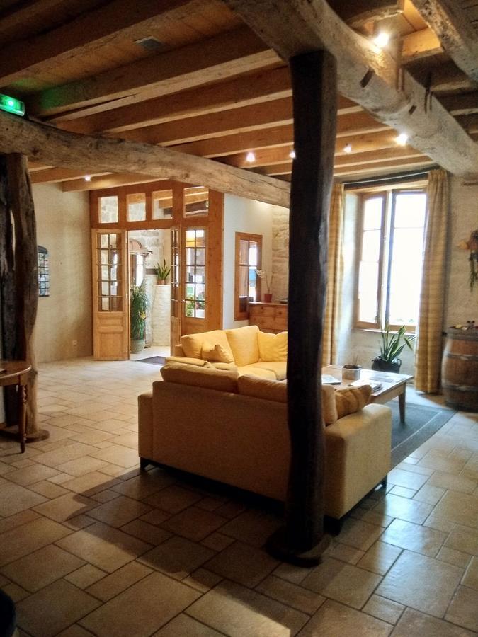 Hotel Du Donjon Aulnay  Eksteriør bilde