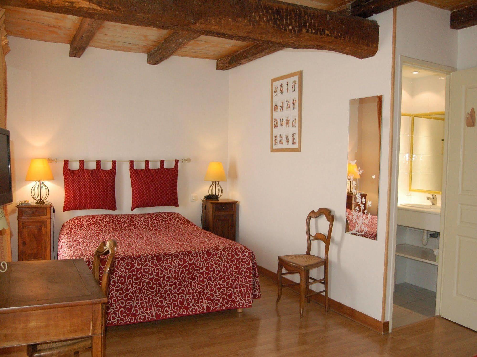 Hotel Du Donjon Aulnay  Eksteriør bilde