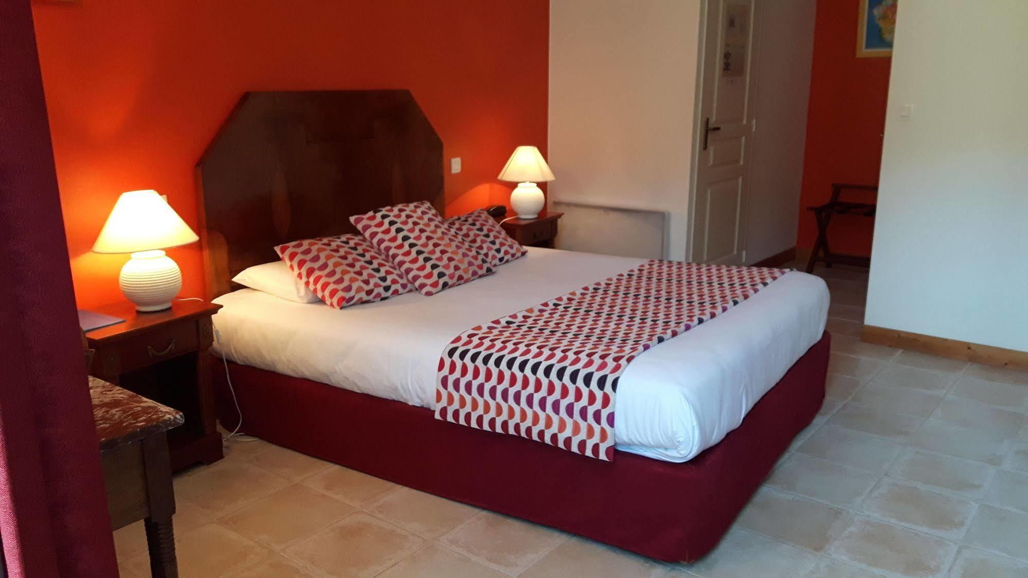 Hotel Du Donjon Aulnay  Eksteriør bilde